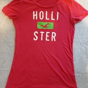 Hollister tee